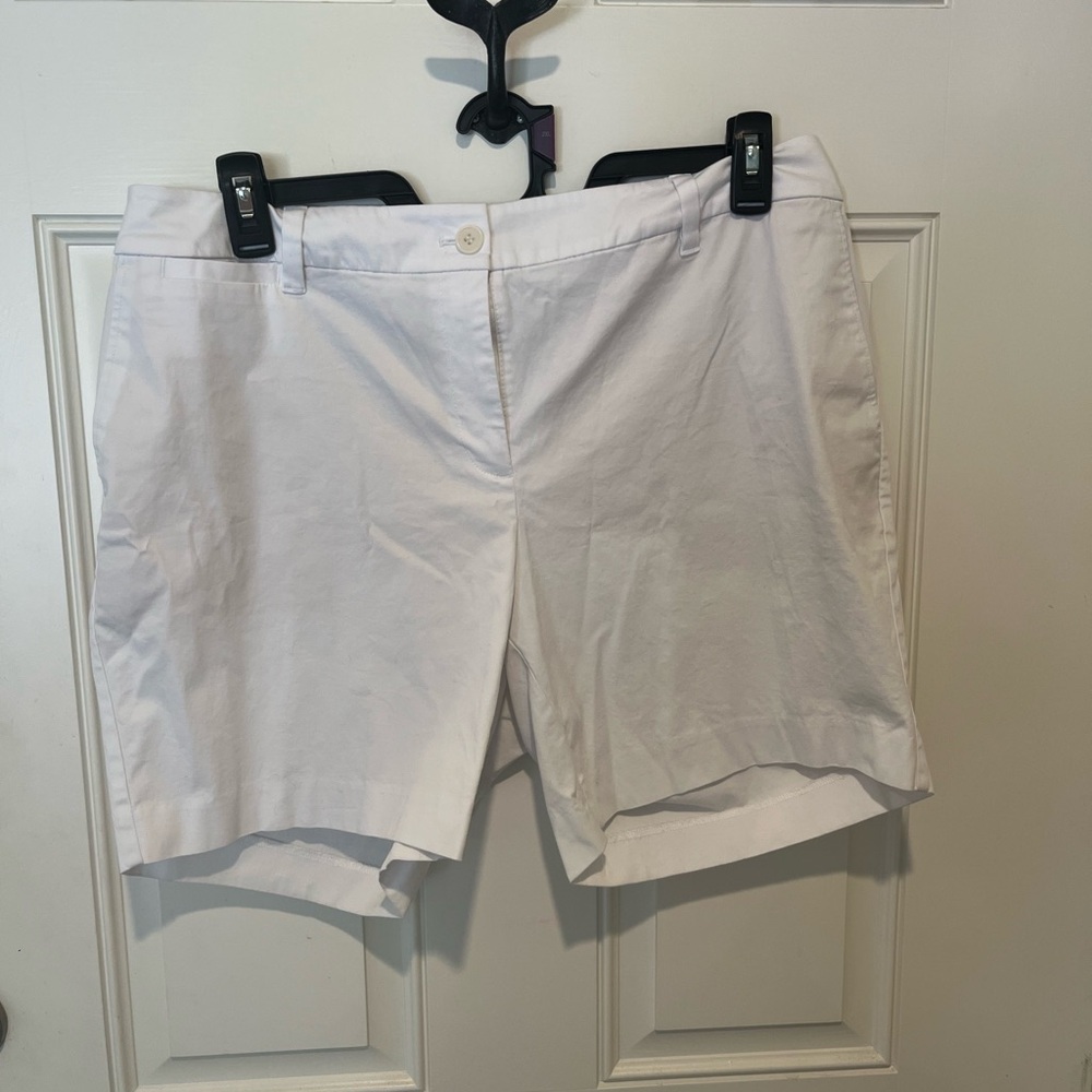 Talbots White Bermuda Shorts Tailored Cotton Blend